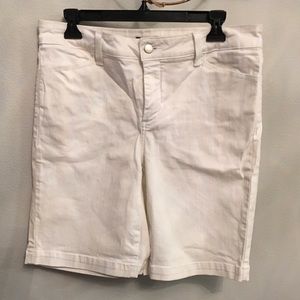 NYDJ White womens Shorts size 12P